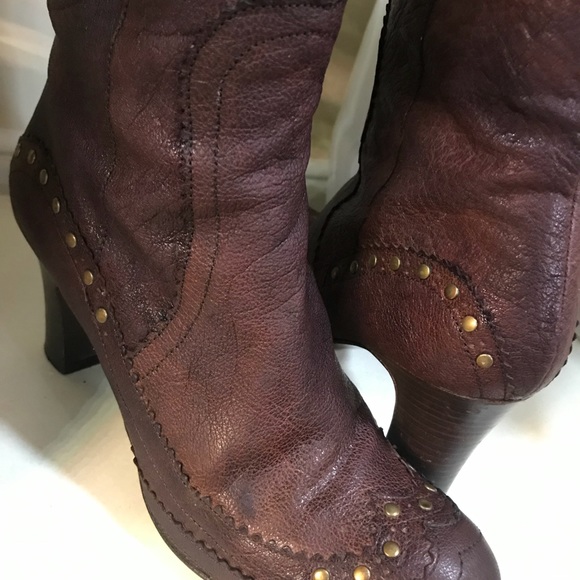STUDDED and Textured Italian Leather Boots Size 39 - Picture 4 of 11